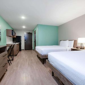 Queen Suite
